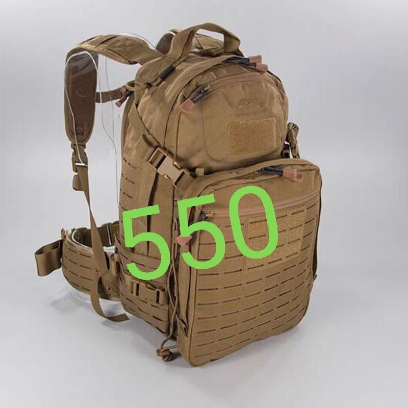 -5c72d122cb00fad4.jpg