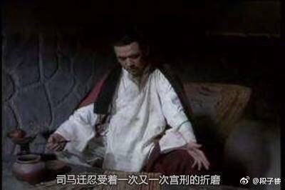 44fa8beegy1fn7bk3r5o3j20b407et8r.jpg
